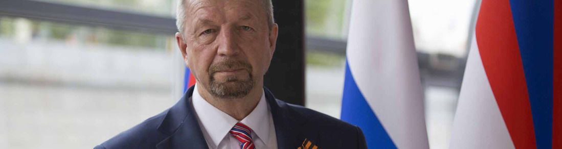 «Кузнецкие Медведи» посвятили выход в 1/4 финала МХЛ памяти Сергея Гимаева